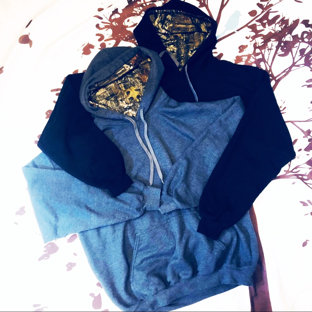 2 Mossy Oak hoodies